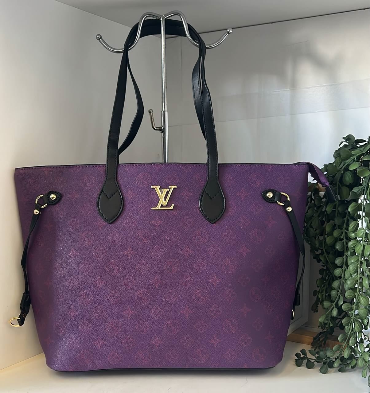 Bolso Louis Vuitton estampado - Imagen 1