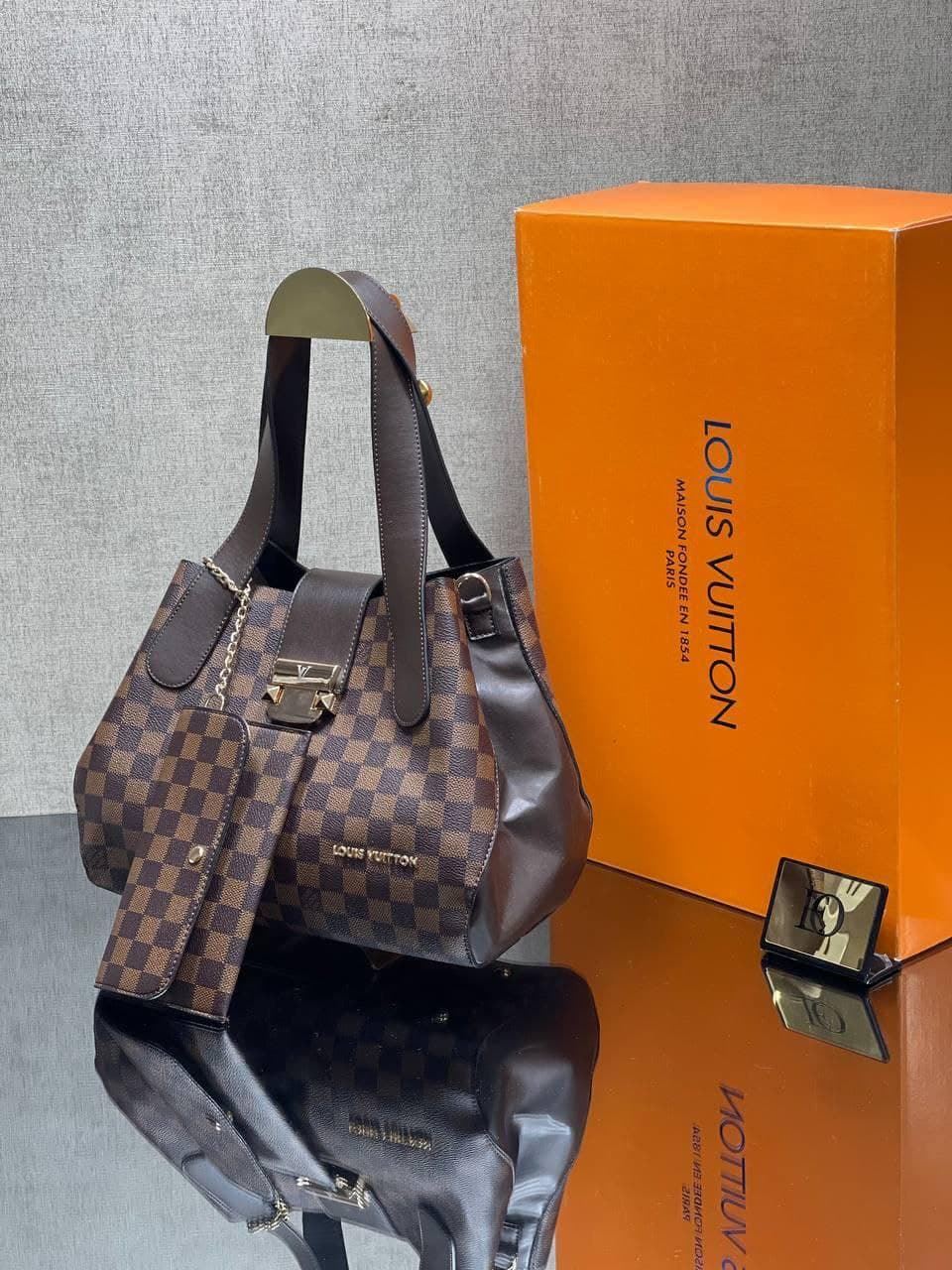 Bolso Louis Vuitton  Griet y monedero a juego - Imagen 2