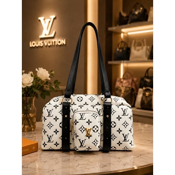 Bolso Louis Vuitton  Hang On - Imagen 1