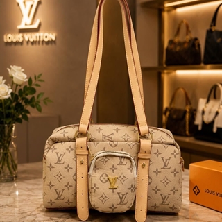 Bolso Louis Vuitton  Hang On - Imagen 2