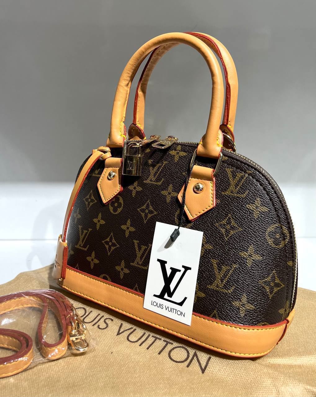 Bolso Louis Vuitton nano alma lona - Imagen 3