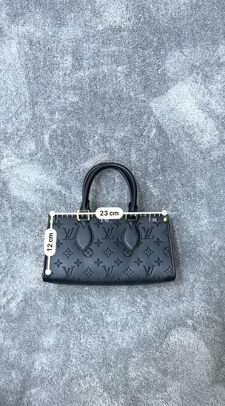 Bolso Louis Vuitton negro - Imagen 2