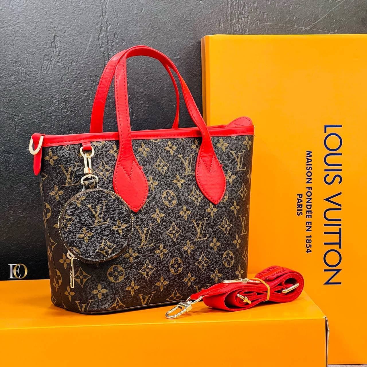 Bolso Louis Vuitton Neverfull inside - Imagen 2