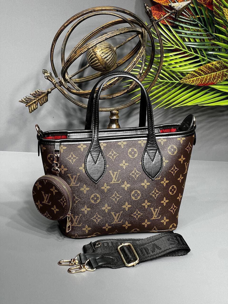 Bolso Louis Vuitton neverfull mini - Imagen 2