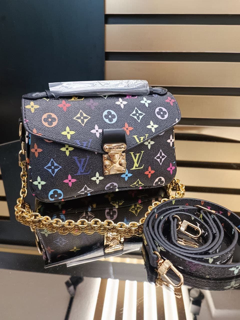 Bolso Louis Vuitton Pochette Metis - Imagen 2