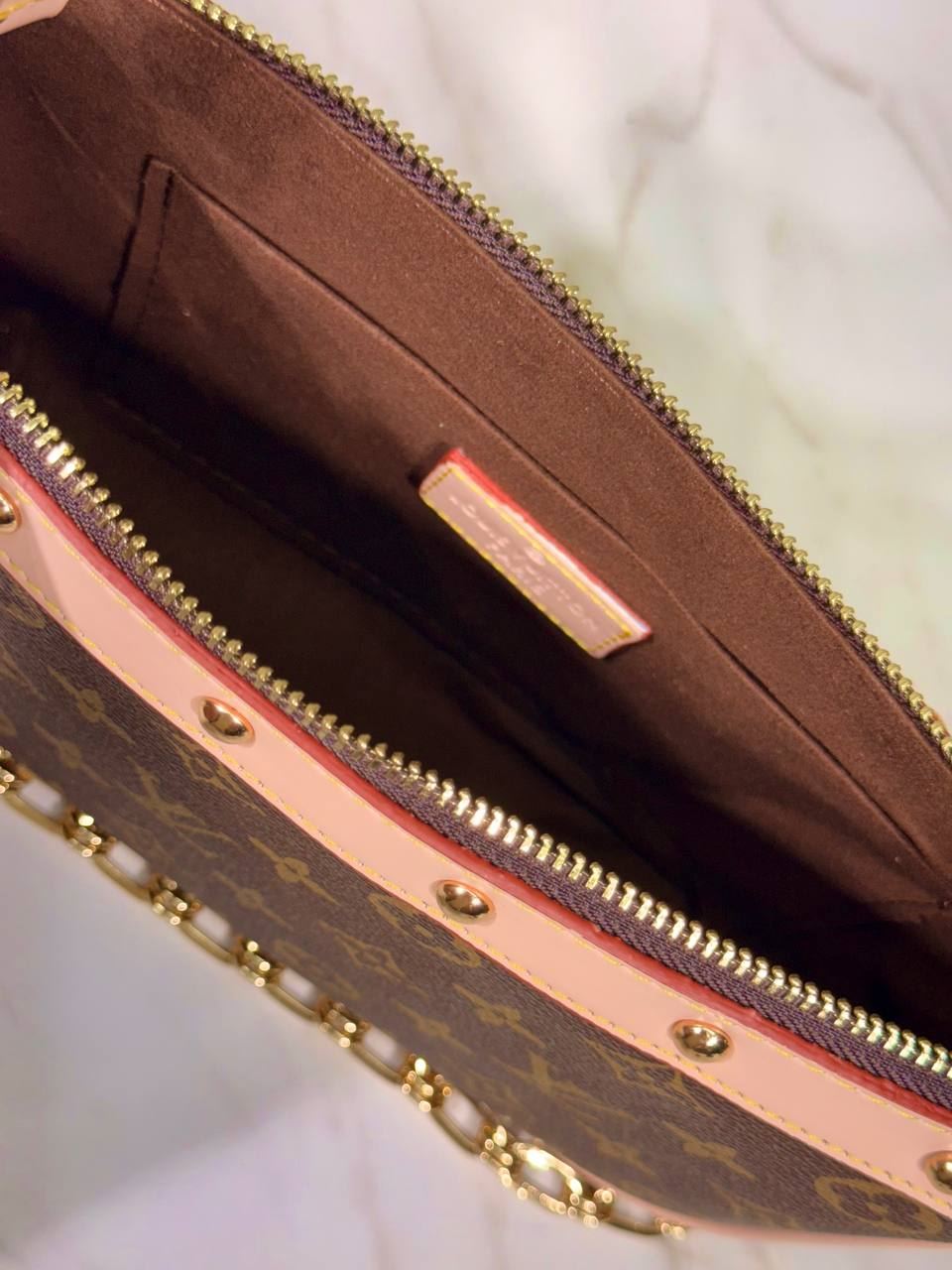 Bolso Louis Vuitton Pochette - Imagen 2