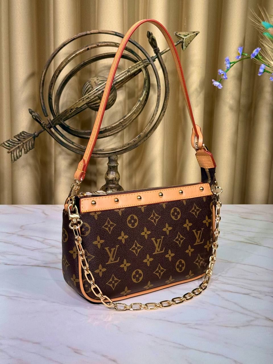 Bolso Louis Vuitton Pochette - Imagen 3