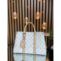 Bolso Louis Vuitton Soufflot - Imagen 1