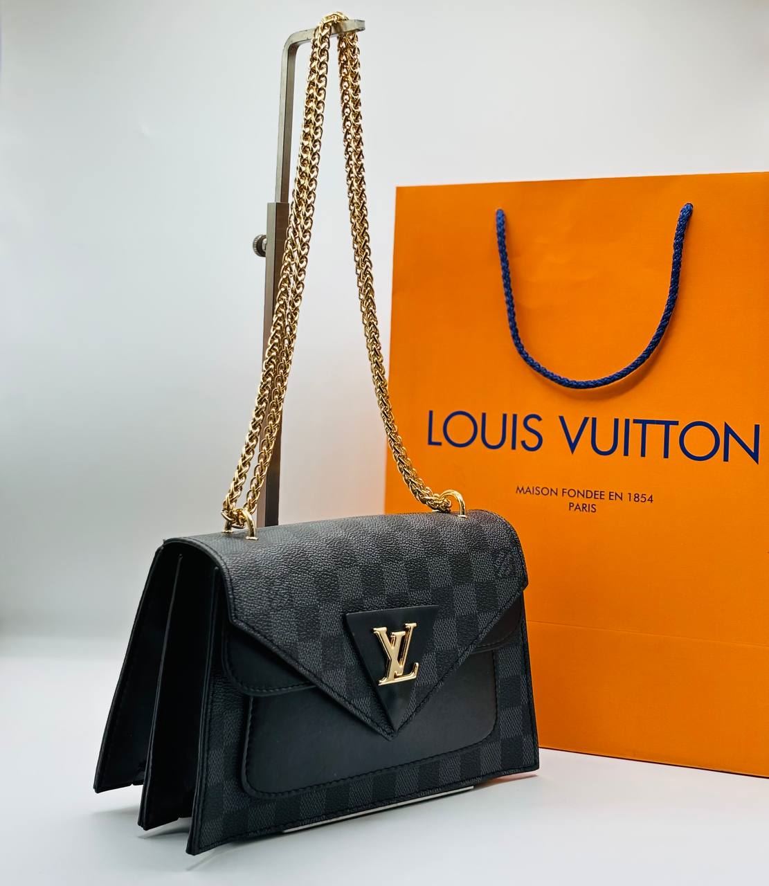 Bolso Louis Vuitton very Chain - Imagen 1