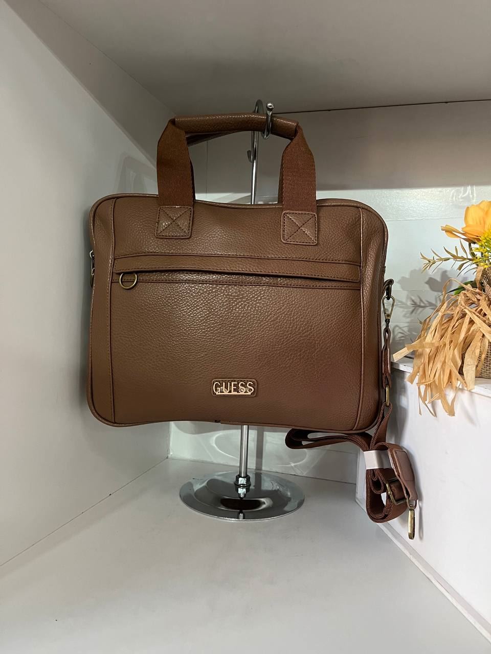 Bolso maletín Guess - Imagen 2