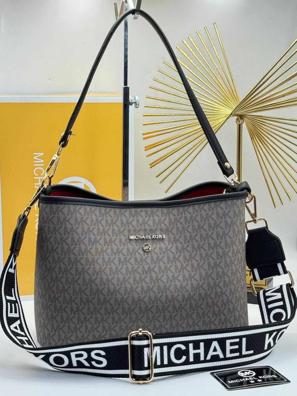 Bolso Michael Kors Jet Set - Imagen 4