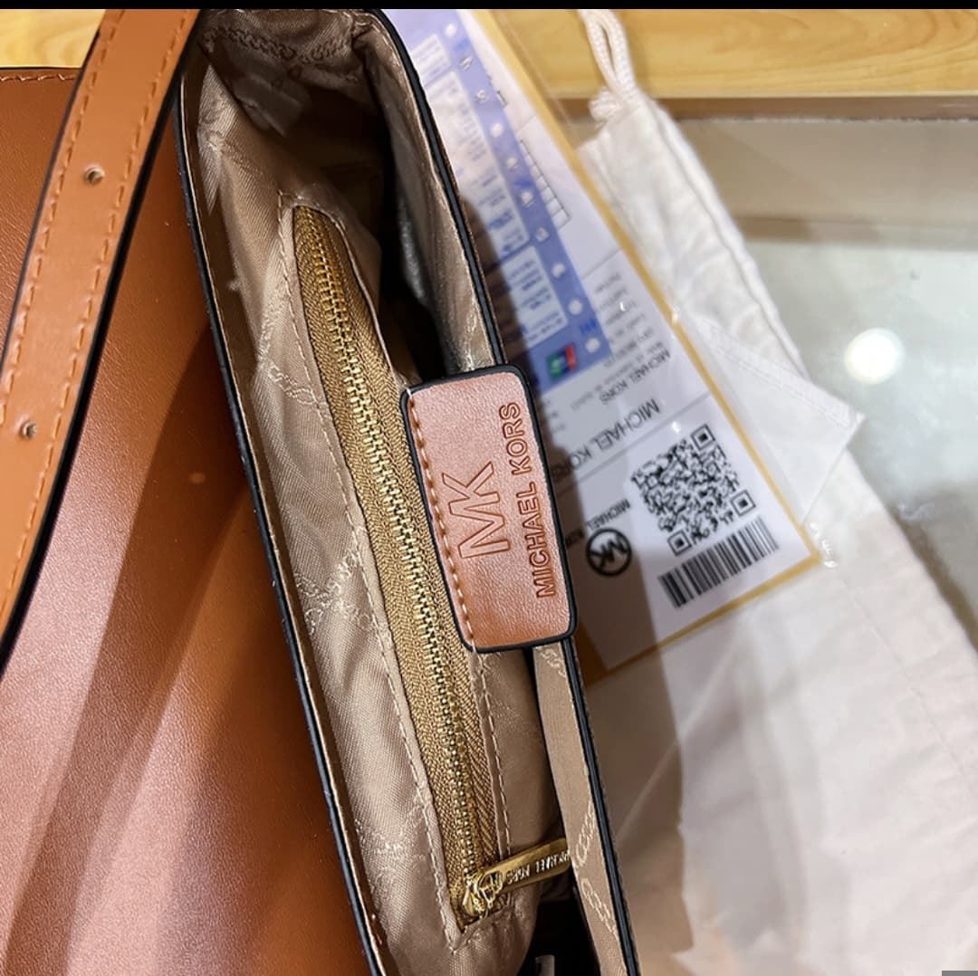 Bolso Michael Kors - Imagen 7