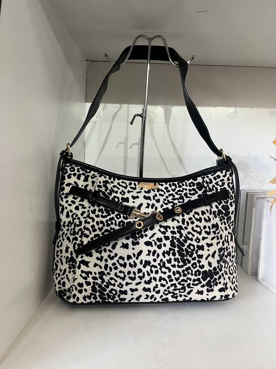 Bolso Miu Miu leopardo - Imagen 3