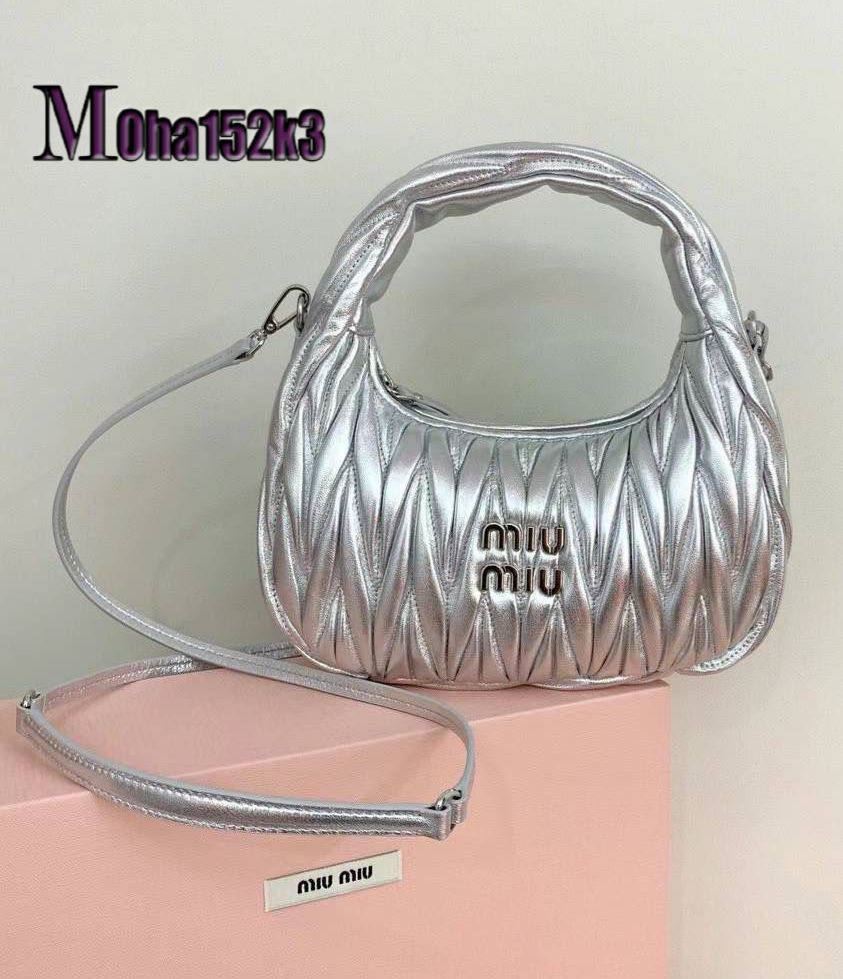 Bolso Miu Miu lineas verticales - Imagen 6