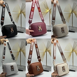 Bolso Moschino muy bonito - Imagen 1