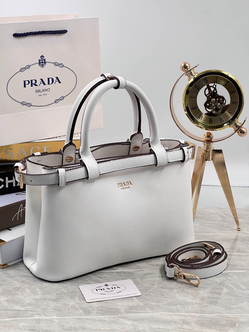 Bolso pequeño Prada Buckle - Imagen 1