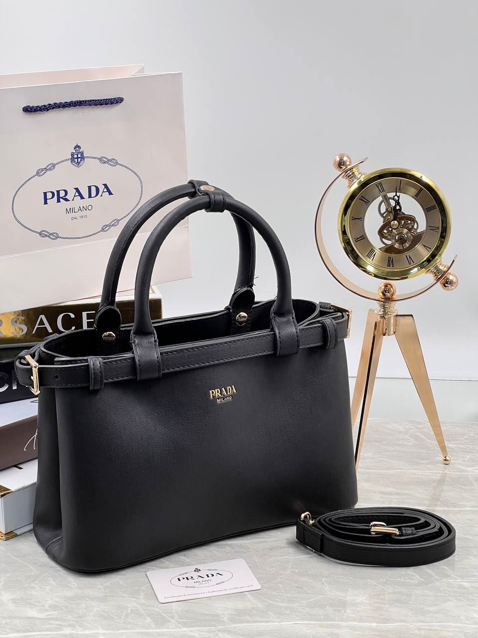 Bolso pequeño Prada Buckle - Imagen 4