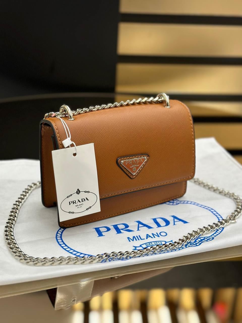 Bolso Prada polipiel - Imagen 8
