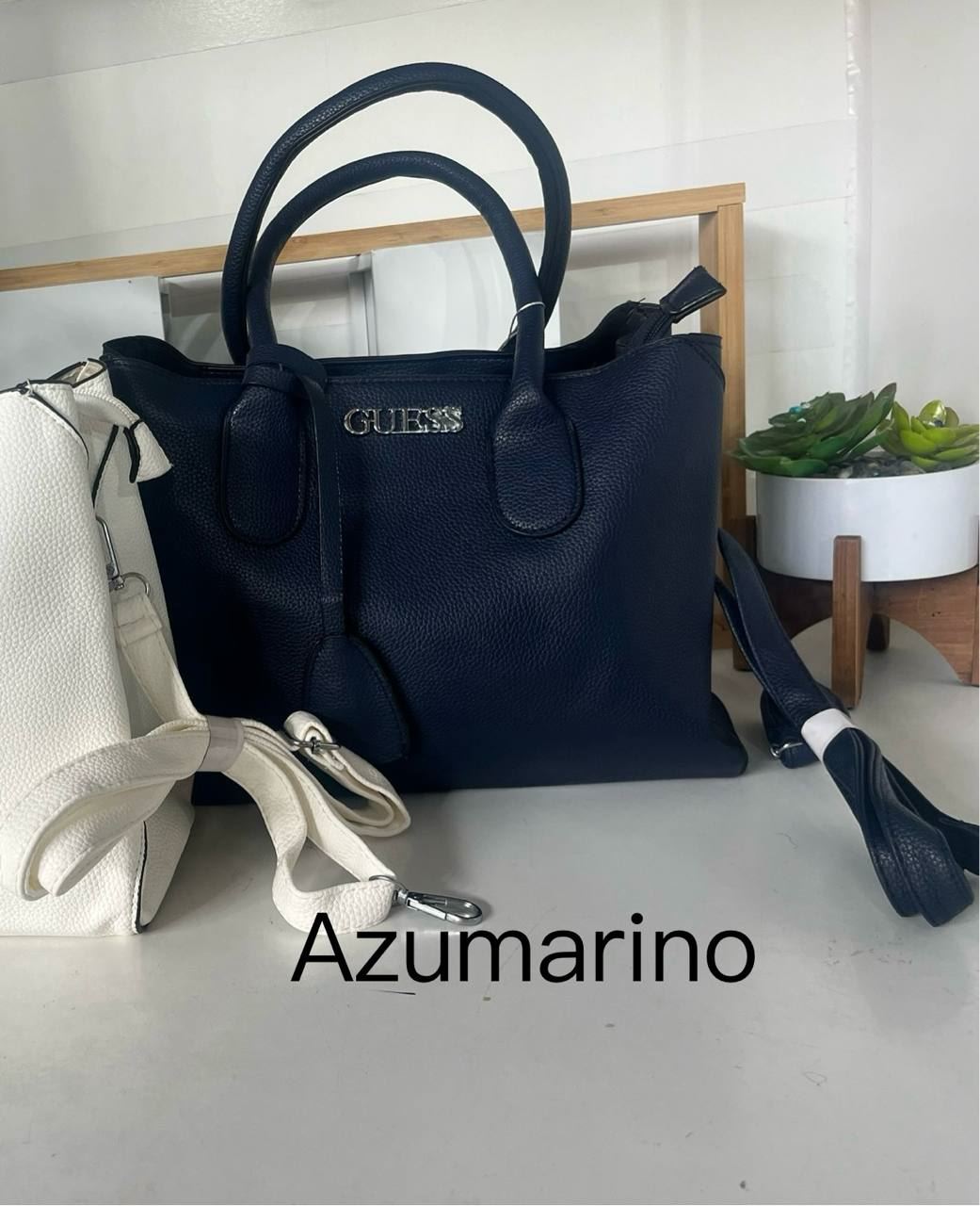 Bolso tipo satchel Guess - Imagen 4
