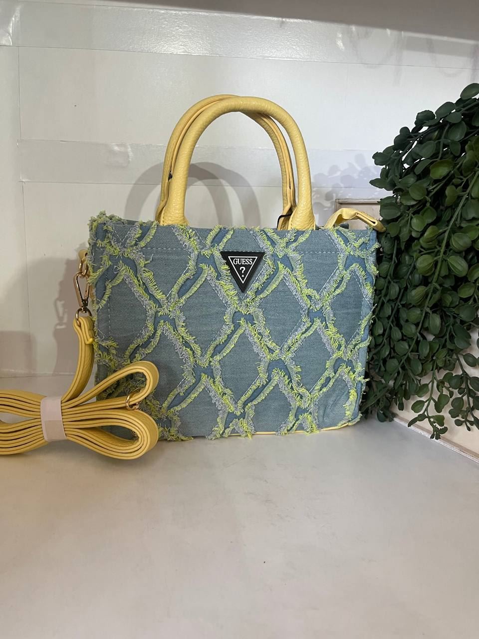 Bolso vaquero Guess - Imagen 2