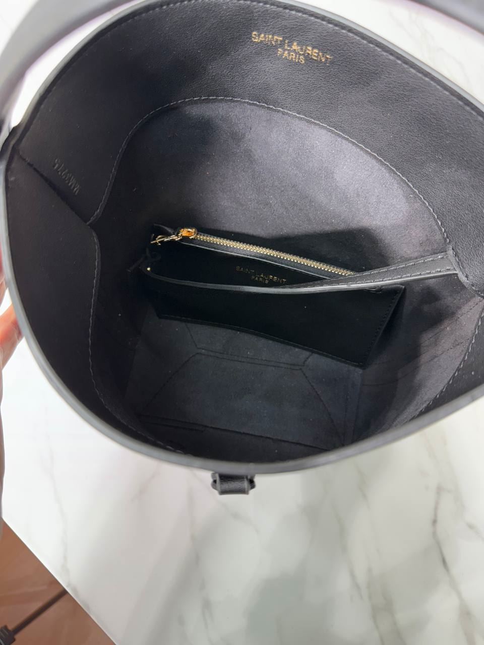 Bolso Yves Saint Laurent de dos piezas - Imagen 10