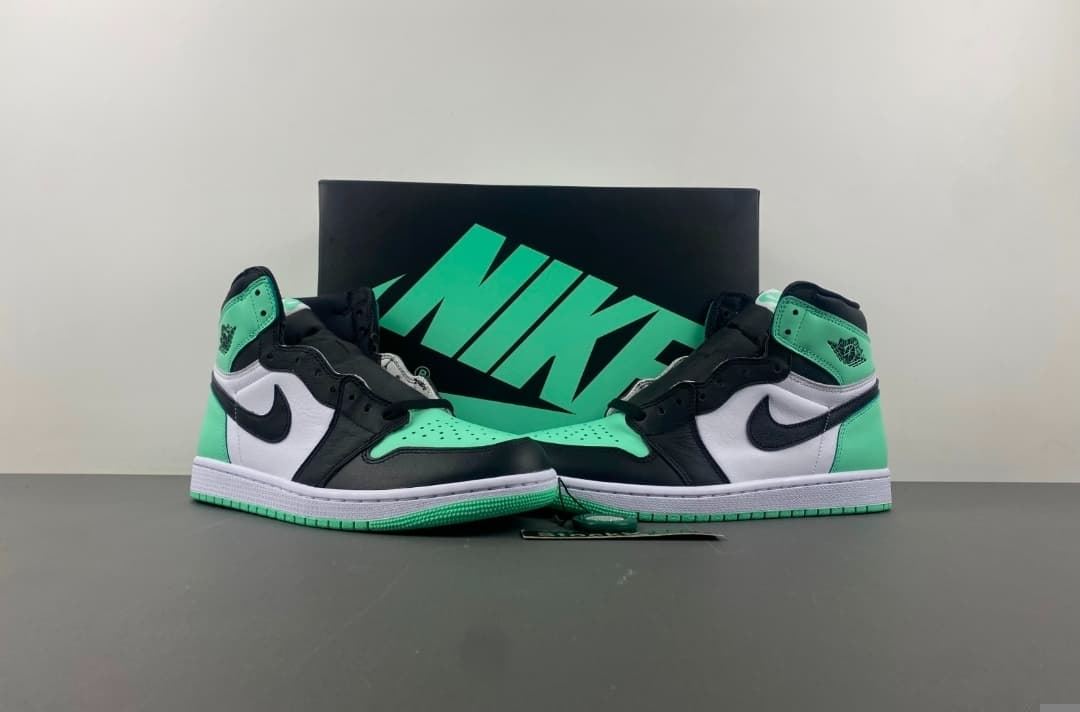 Bota Air Jordan 1 Mid - Imagen 4