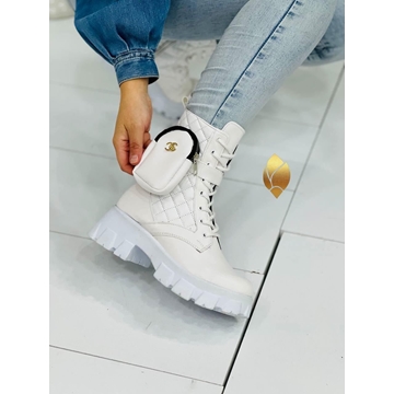 Bota Chanel acolchada - Imagen 1