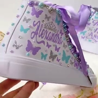 Bota Converse Chuck Taylor con mariposas - Imagen 2