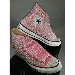 Bota Converse Chuck Taylor con perlas decoradas - Imagen 1