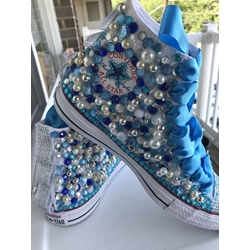 Bota Converse Chuck Taylor con perlas y lazo de seda - Imagen 1