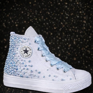 Bota Converse Chuck Taylor con perlas - Imagen 1