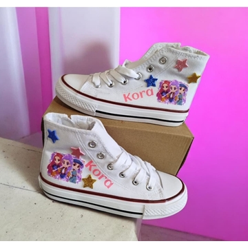 Bota Converse Chuck Taylor guerreras K-Pop con estrellas - Imagen 1
