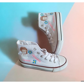 Bota Converse Chuck Taylor Niña comunión con flores azules - Imagen 1