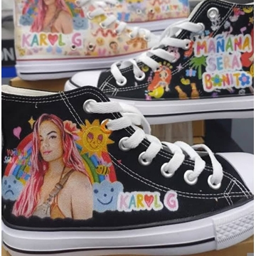 Bota Converse Chuck Taylor personalizada Karol G La bichota - Imagen 1