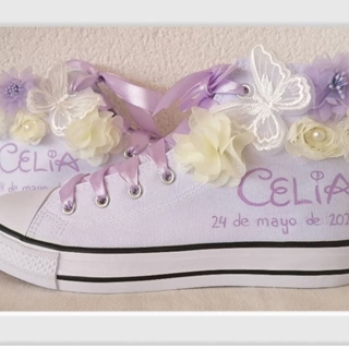Bota Converse comunión con flores artificiales - Imagen 1
