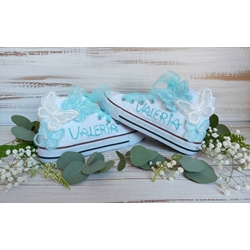 Bota Converse con mariposas de tela primera comunión - Imagen 1