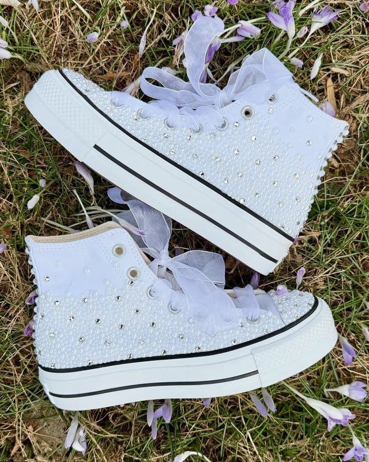 Bota Converse con perlas bodas y eventos - Imagen 1