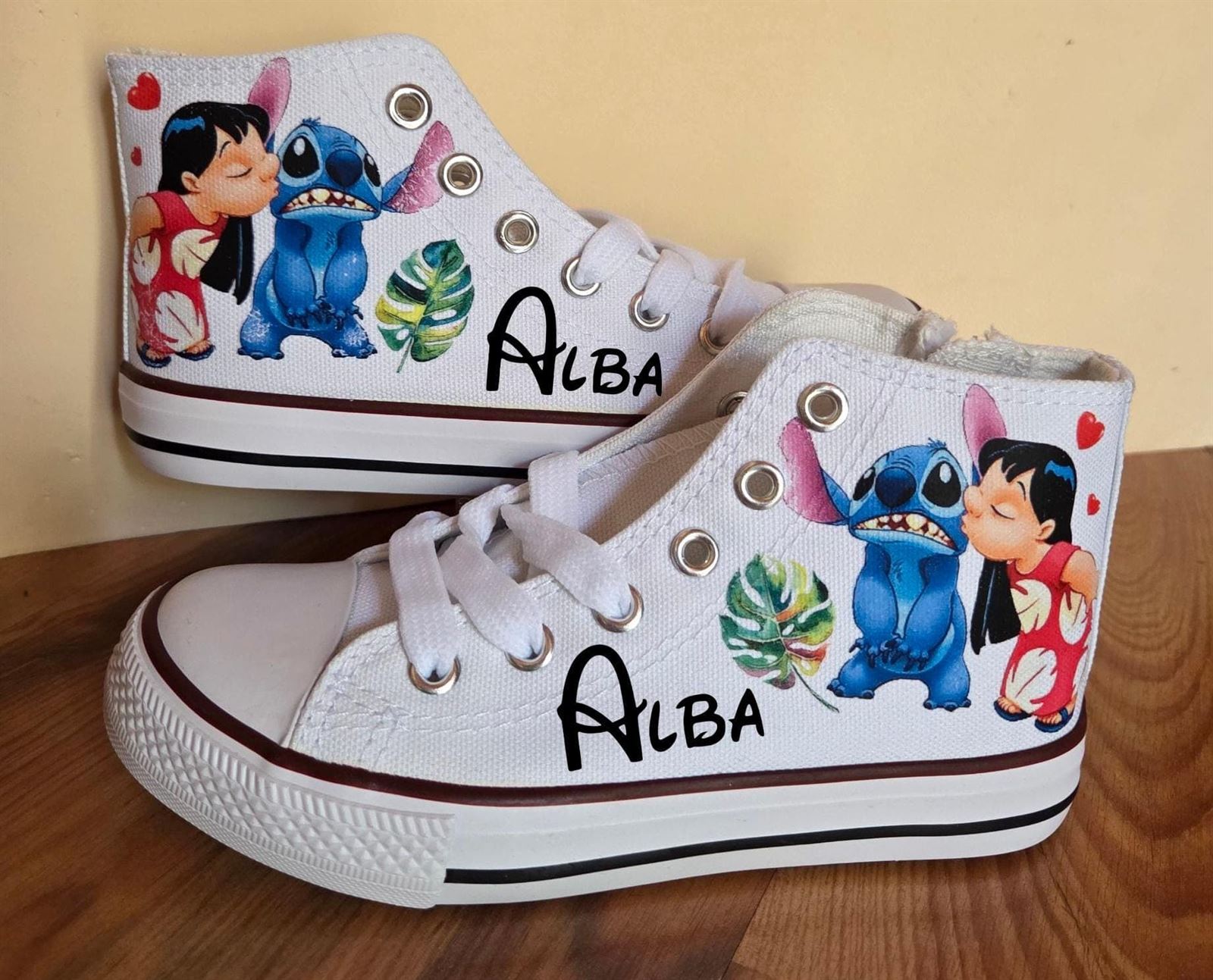 Bota Converse Lilo & Stitch - Imagen 2