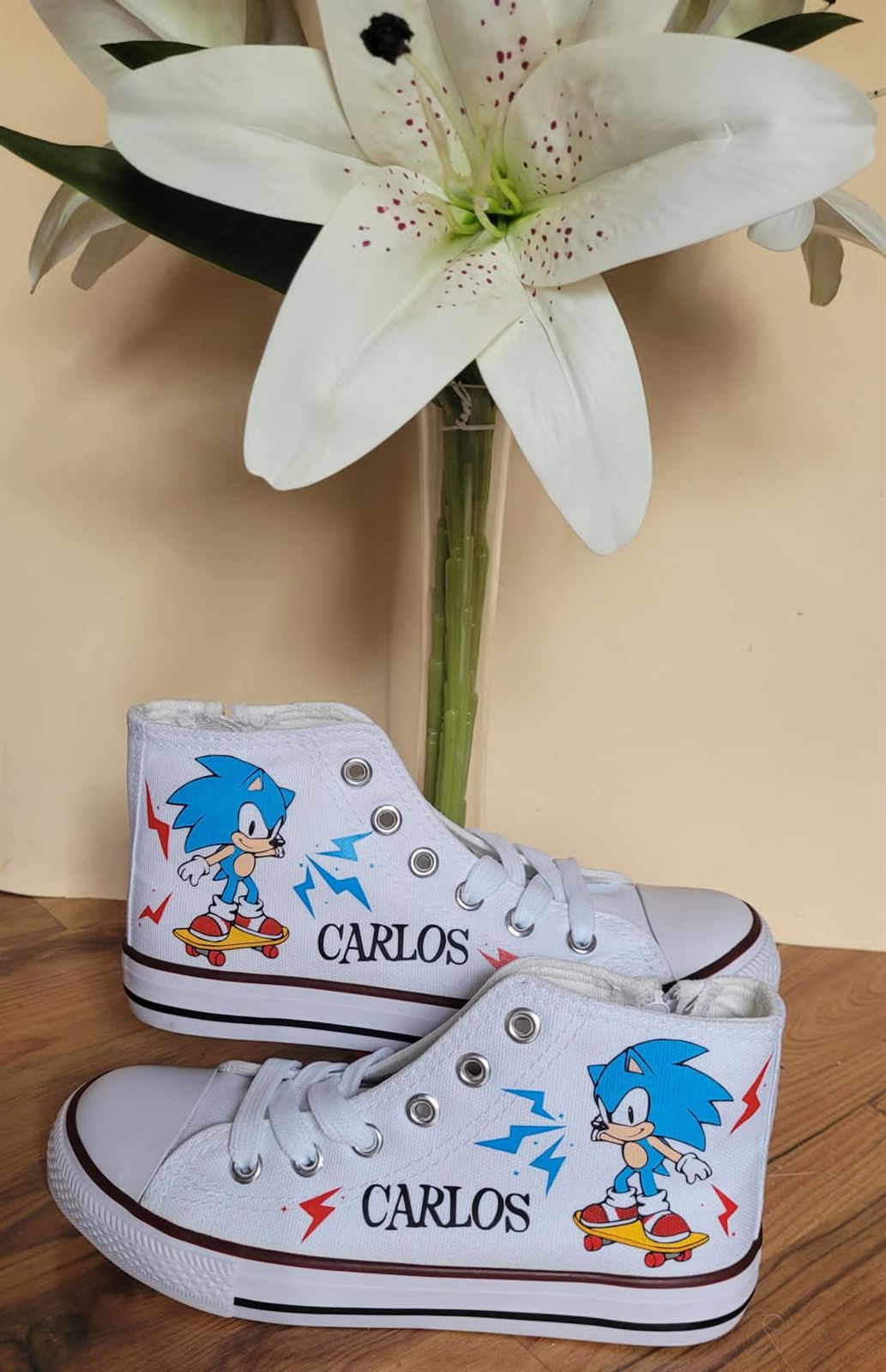 Bota Converse personalizada Sonic - Imagen 1