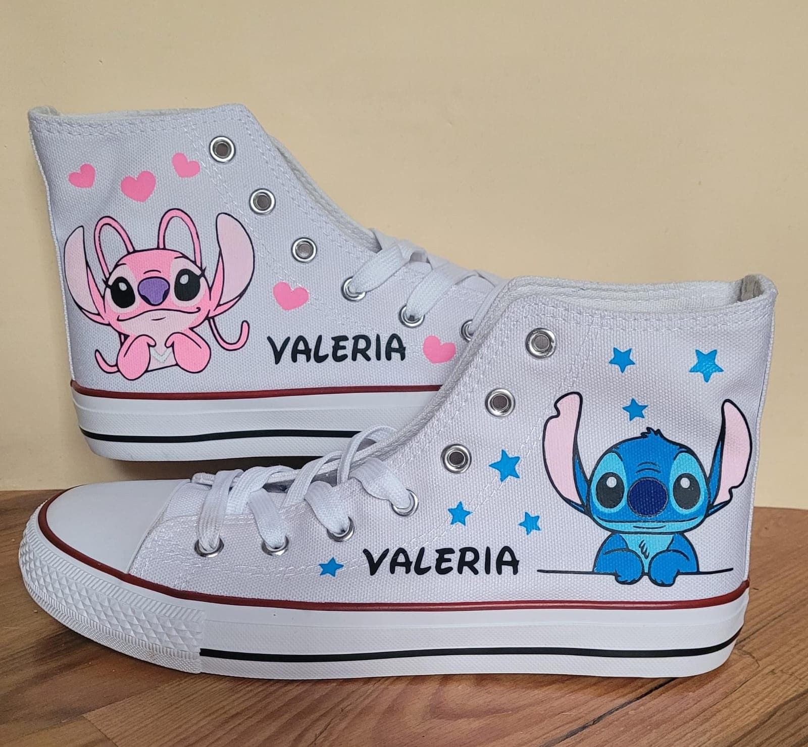 Bota converse personalizada Stich y Ángela - Imagen 1