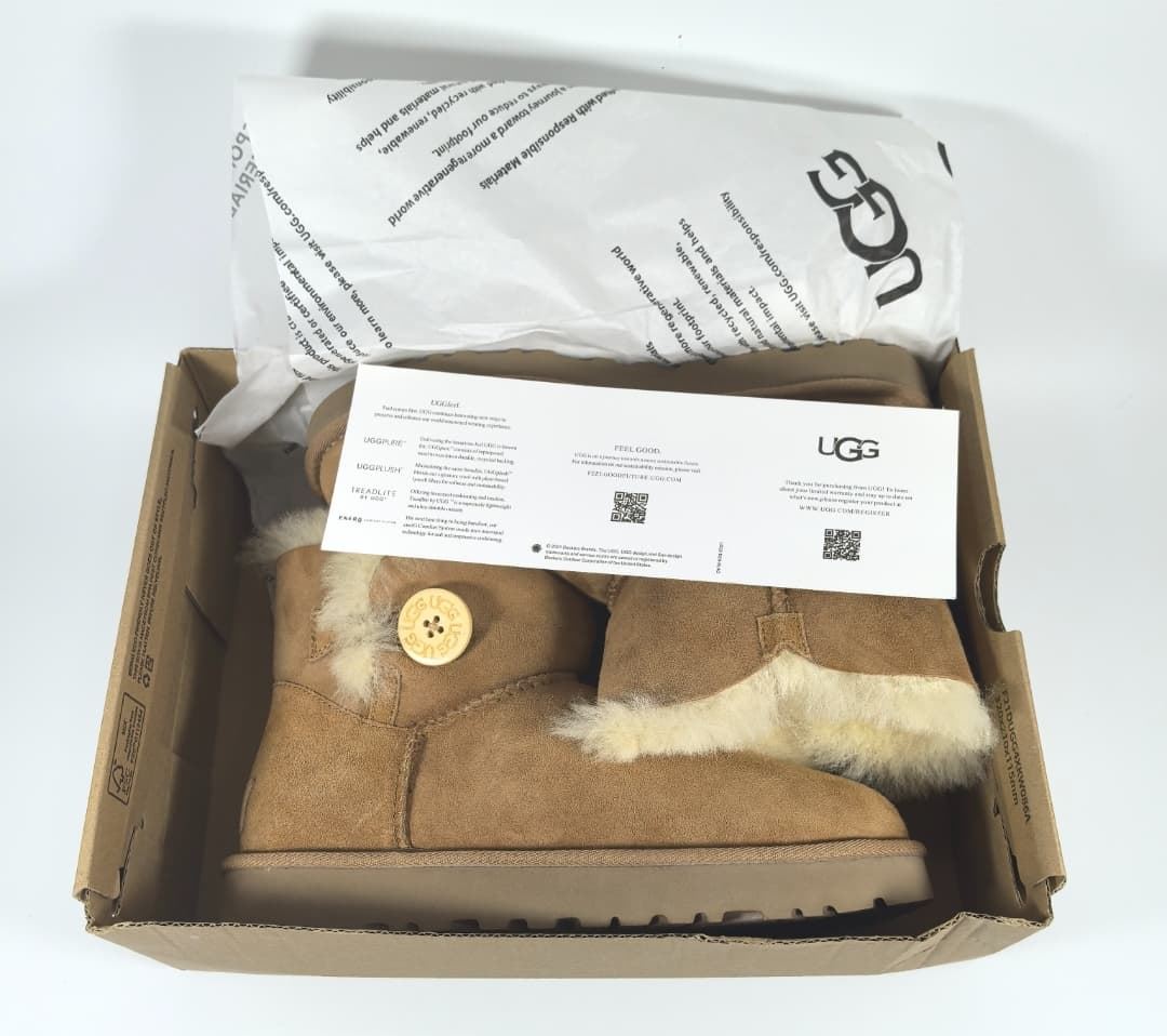 Bota corta clásica UGG - Imagen 1