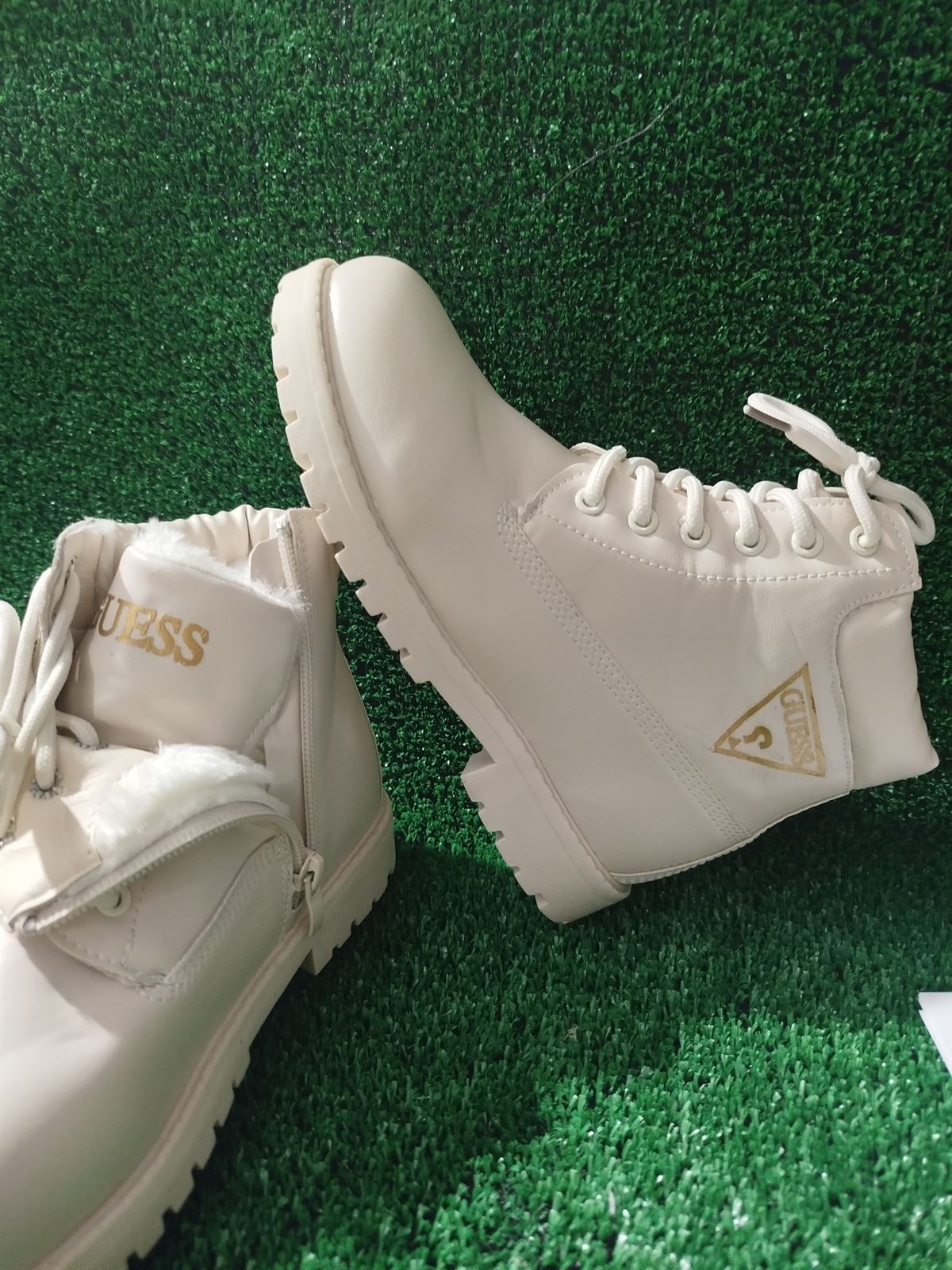 Bota Guess niños - Imagen 2