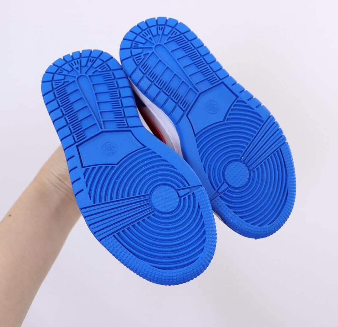 Bota Jordan 1 Doraemon galaxy - Imagen 5