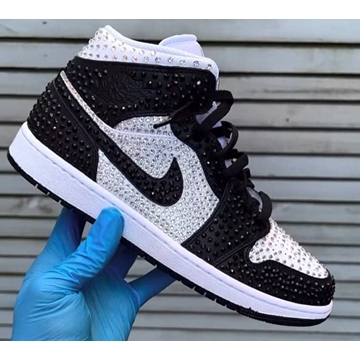 Bota Jordan 1 mid con cristales - Imagen 2