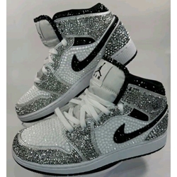 Bota Jordan 1 Mid con perlas - Imagen 1