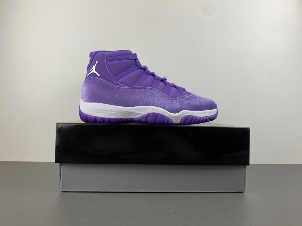 Bota Jordan  Air 11 - Imagen 2