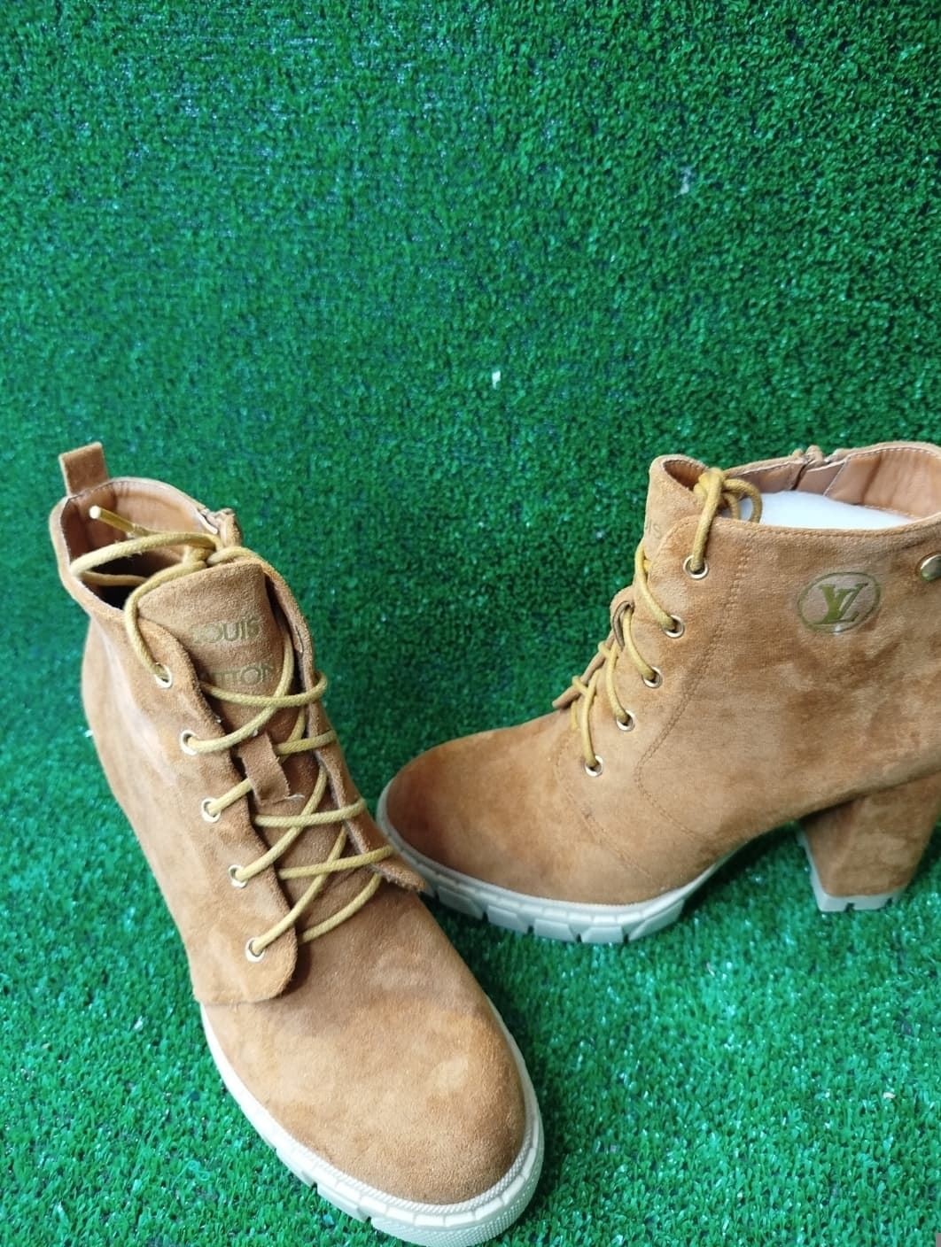 Bota Louis Vuitton oferta black - Imagen 2