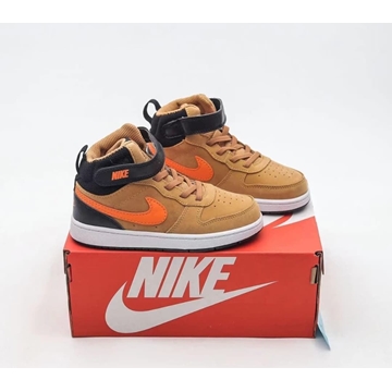 Bota Nike Jordan 1 Mid - Imagen 1