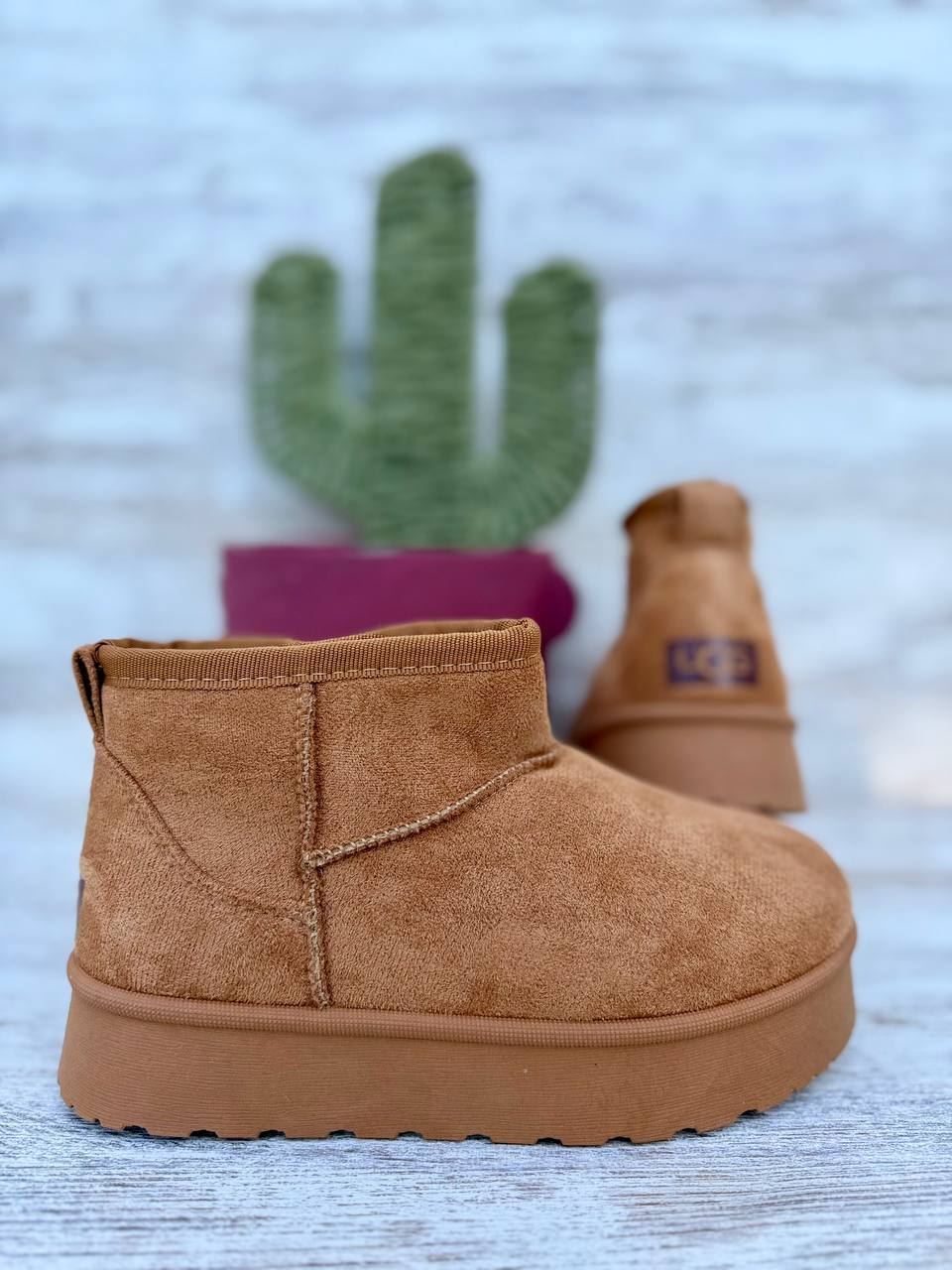 Bota UGG nueva colección niños - Imagen 1