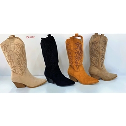 Botas camperas con tacón ancho - Imagen 1